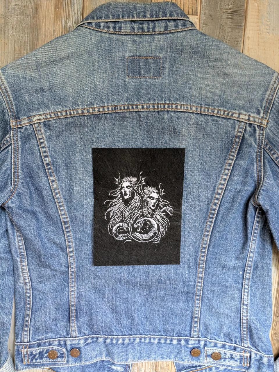 Dark Fantasy textielborduurwerk kwaadaardige zeemeermin – photo 2